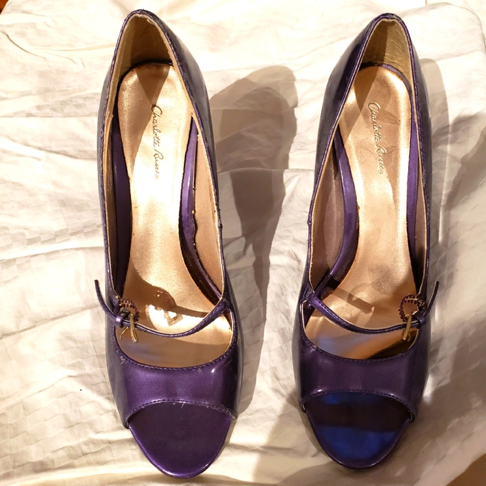 Plum purple high heeled dress shoes